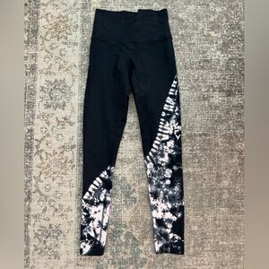 Electric & Rose Black Leggings
